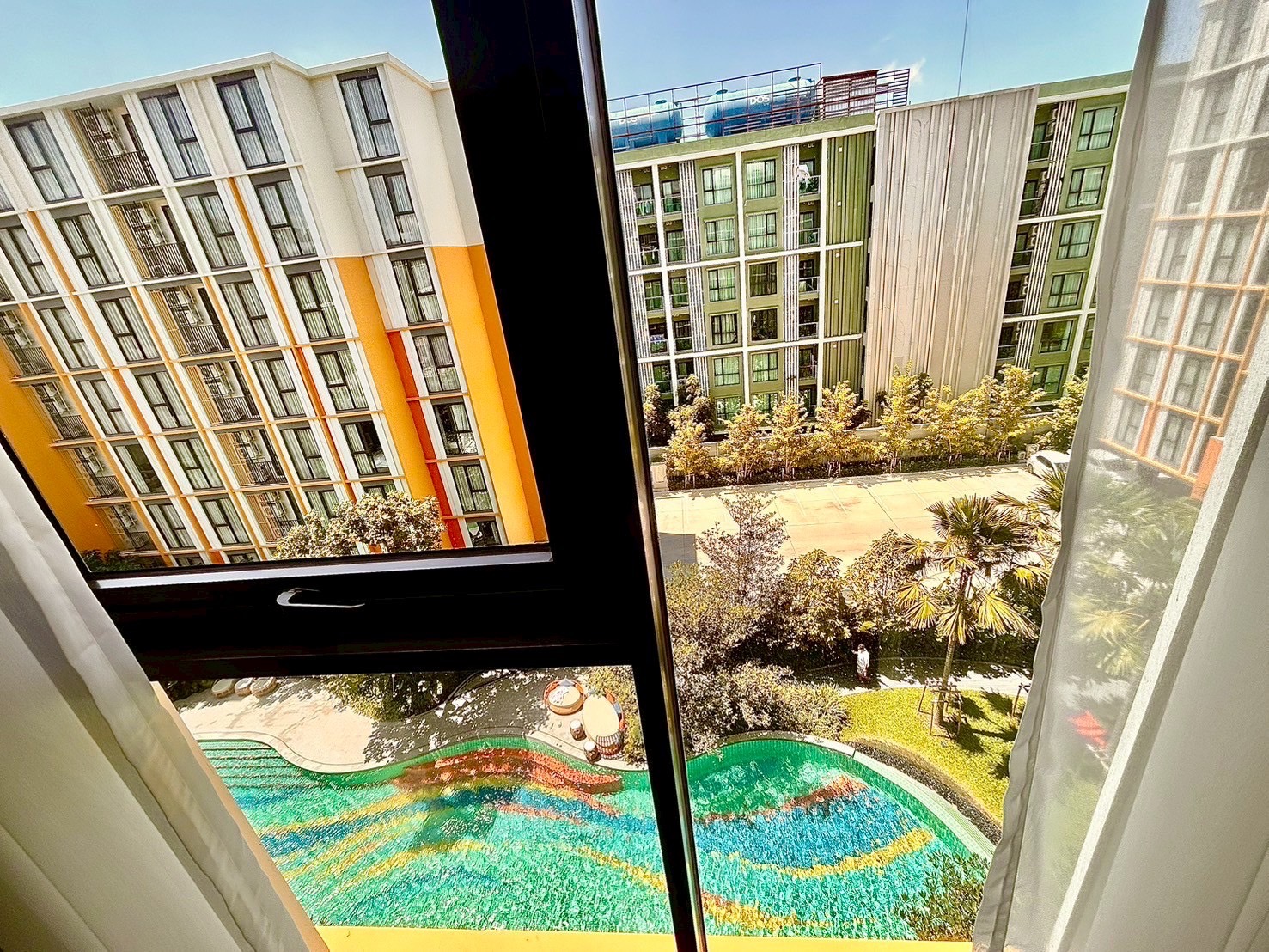 3ae488a205e343b99aa2aebf684b8703