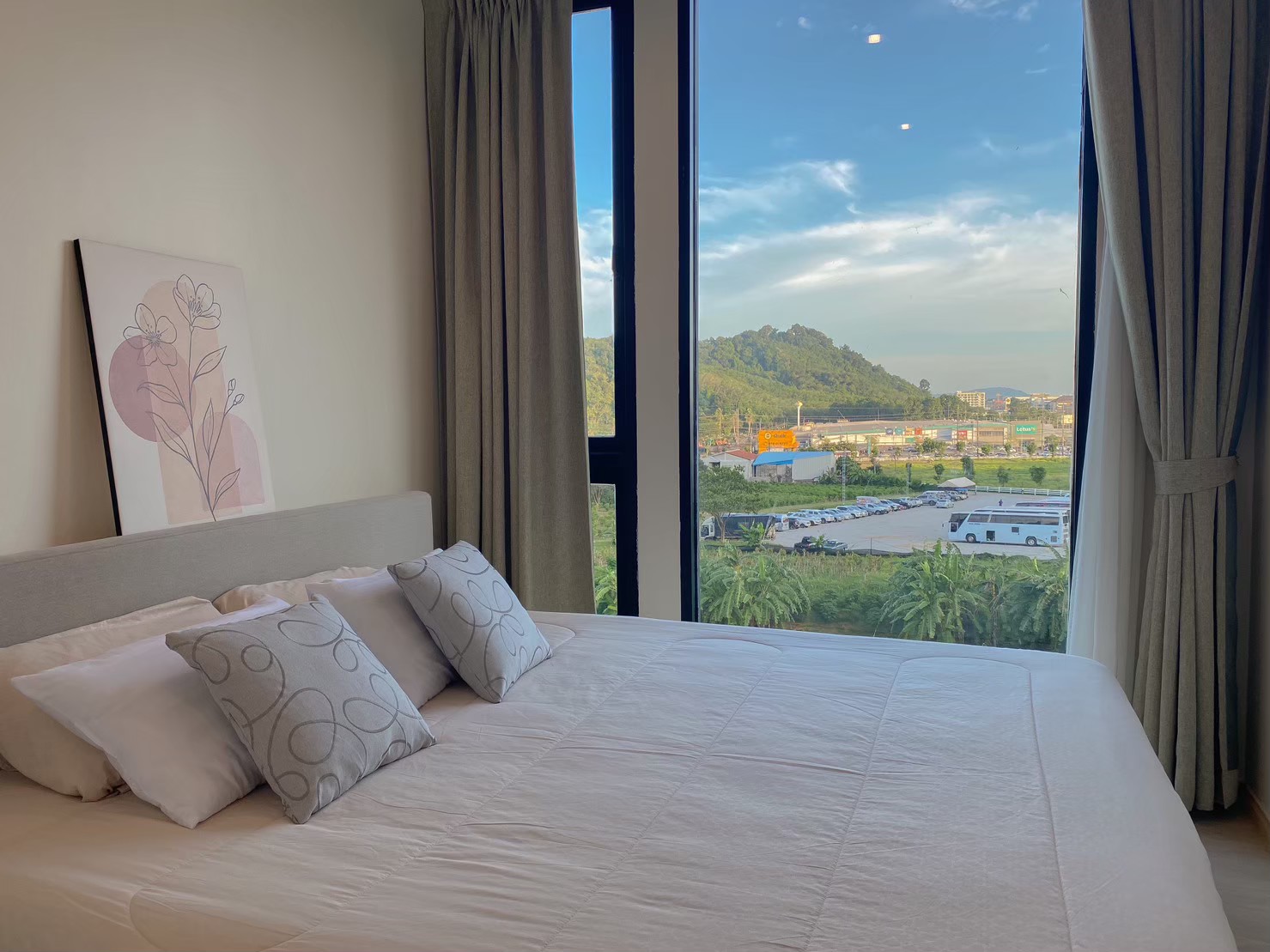 3bfe43c16f3944248741b7366087c9bf-1