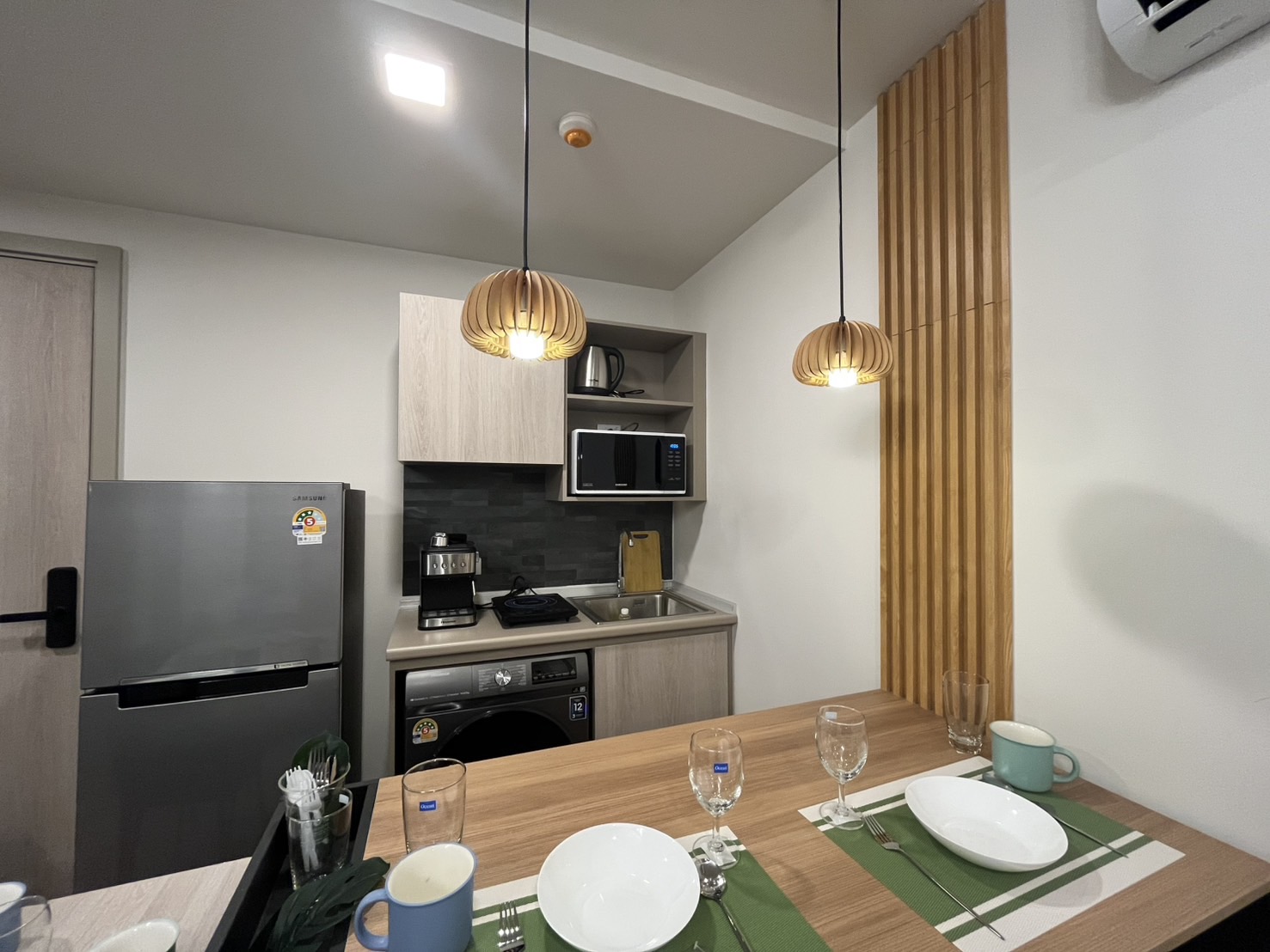 4033f24b761b467e88237c8e57a32af0