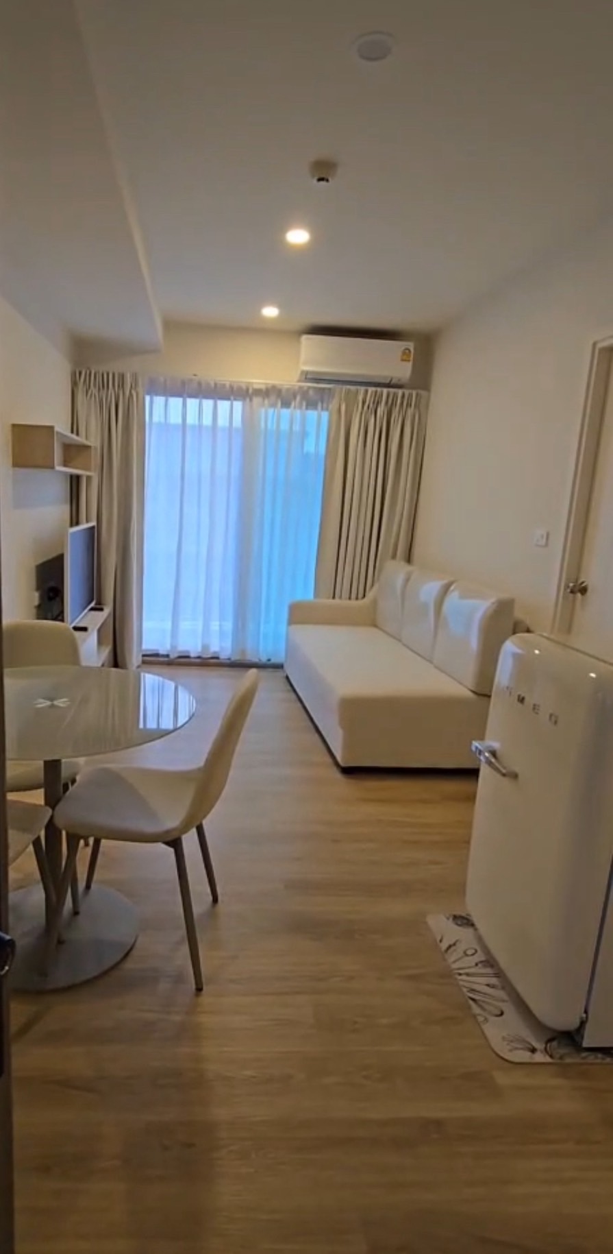 440f7a2cdcb948948395f8f8686773c3