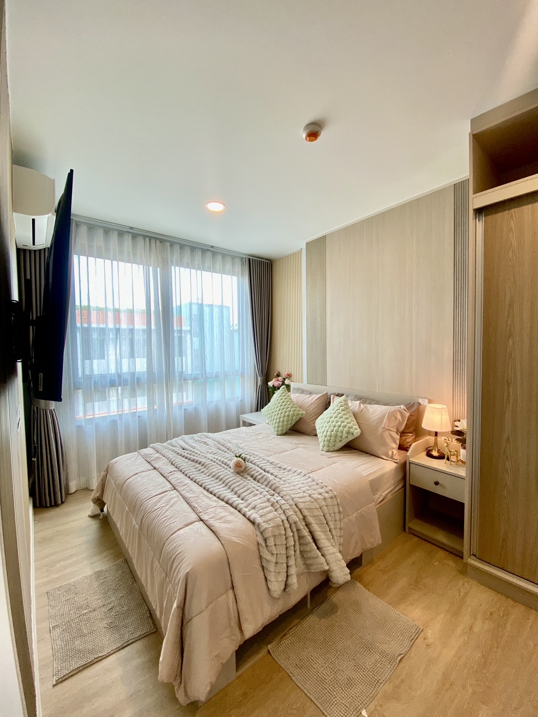 4439a2599f924f4f98a0d9459b53727b