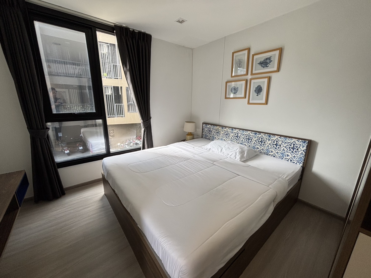 44d24ad201364d3abf5a8f9ccf8b8115-1