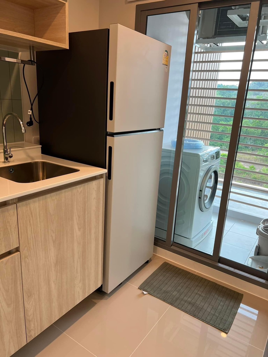 4f041a158d534b61b5cb41b8a2ce7903-3