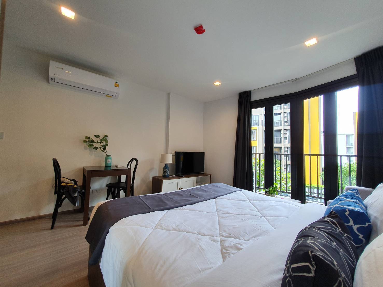 4fc6ff52934d4d8fb86e8881d050cb8a