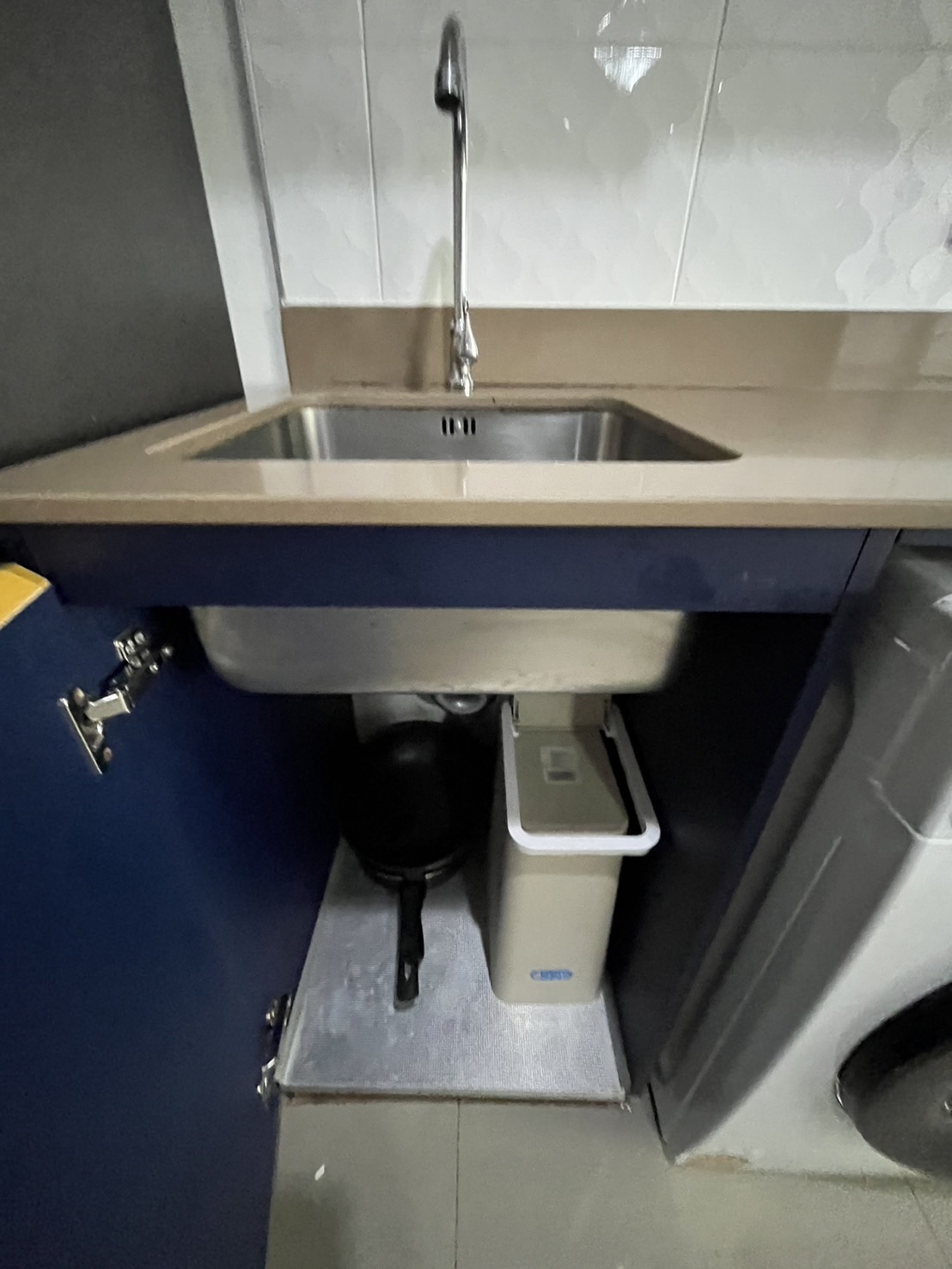 4fffd430e640438ab0310553dd1f8bac