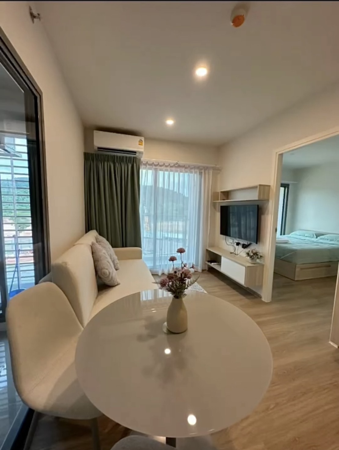 578810a47ed54317bd47aaf78f87d8a0-2