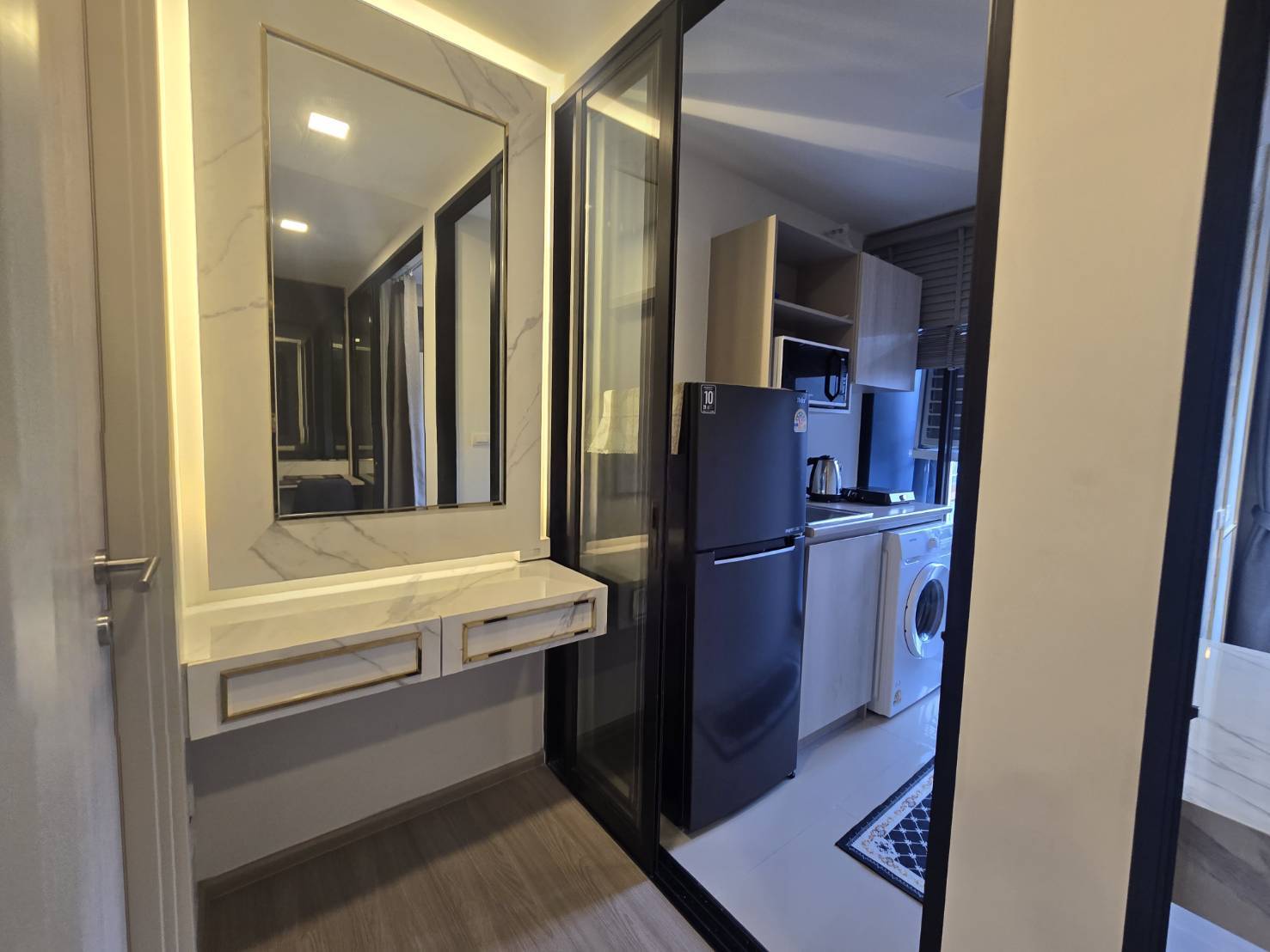 6ab91f22900e4bc793f862207f47dad3