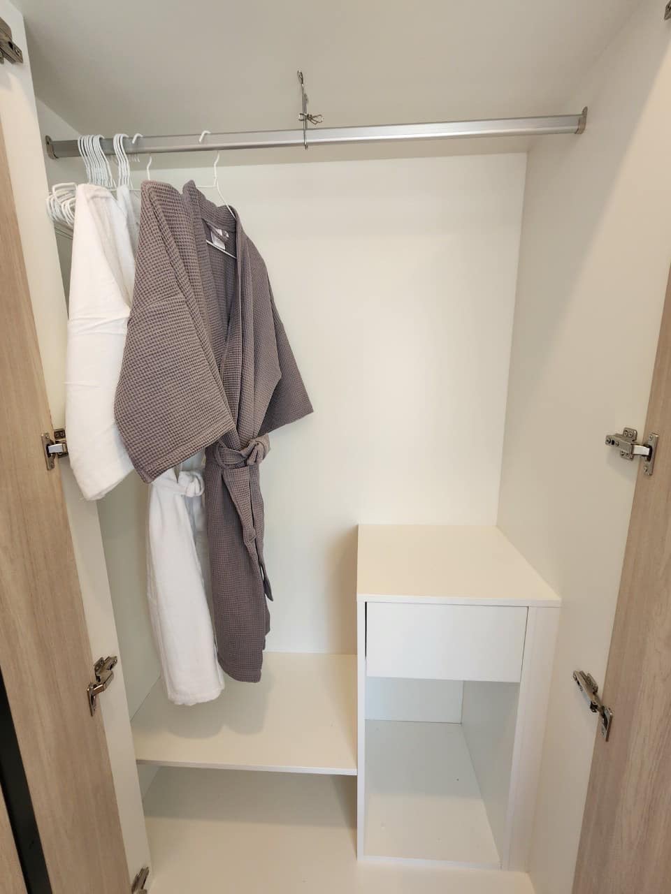 6ccca93c7fcb420cbc053ca7411511fd-1