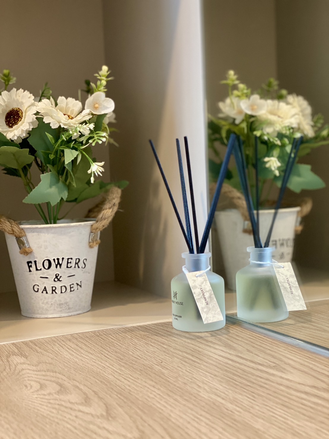 730889e278aa429b943c1b7369bee34d