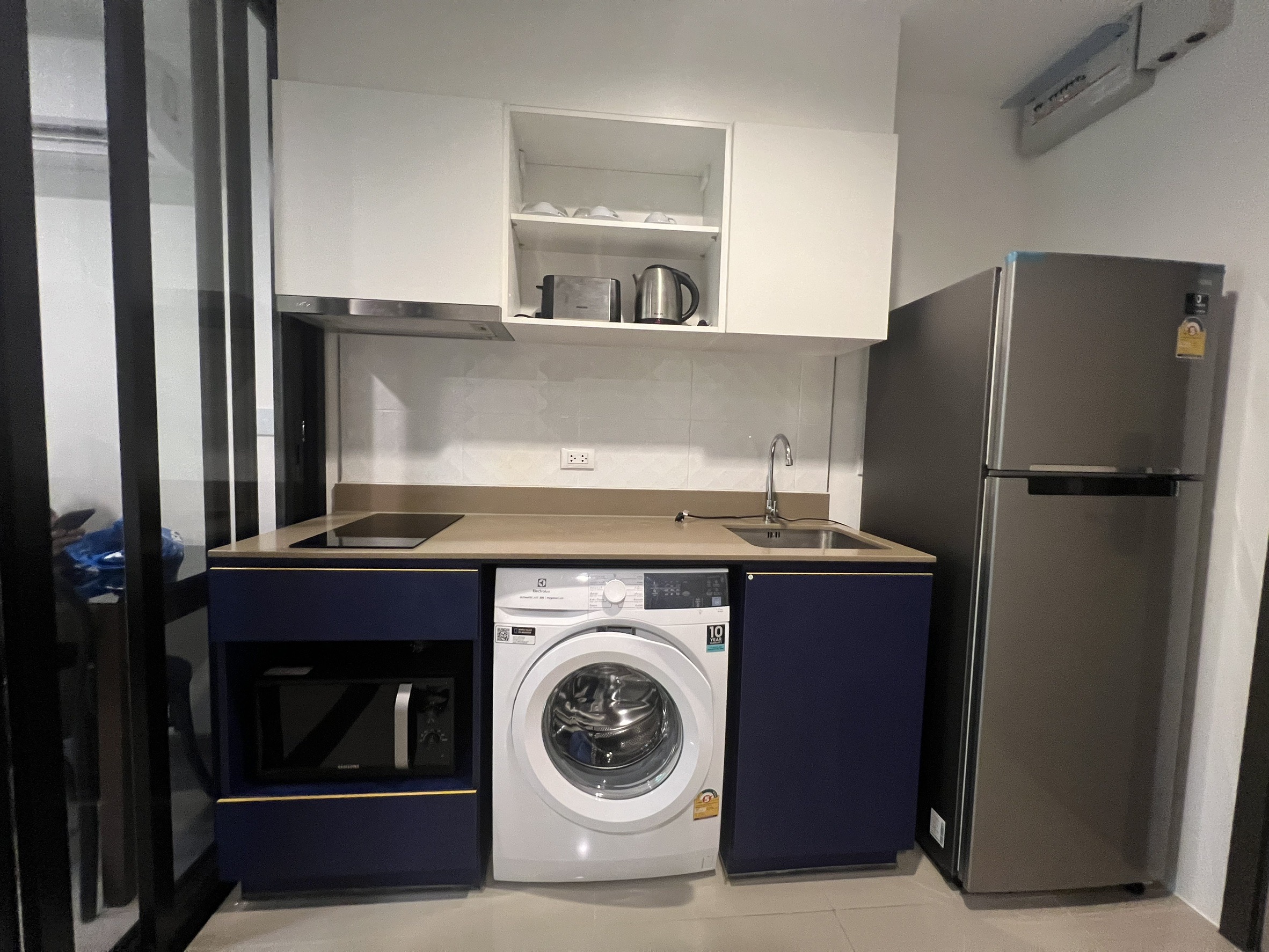 770b1d2c2b4241659a2897c3c7b78363-1