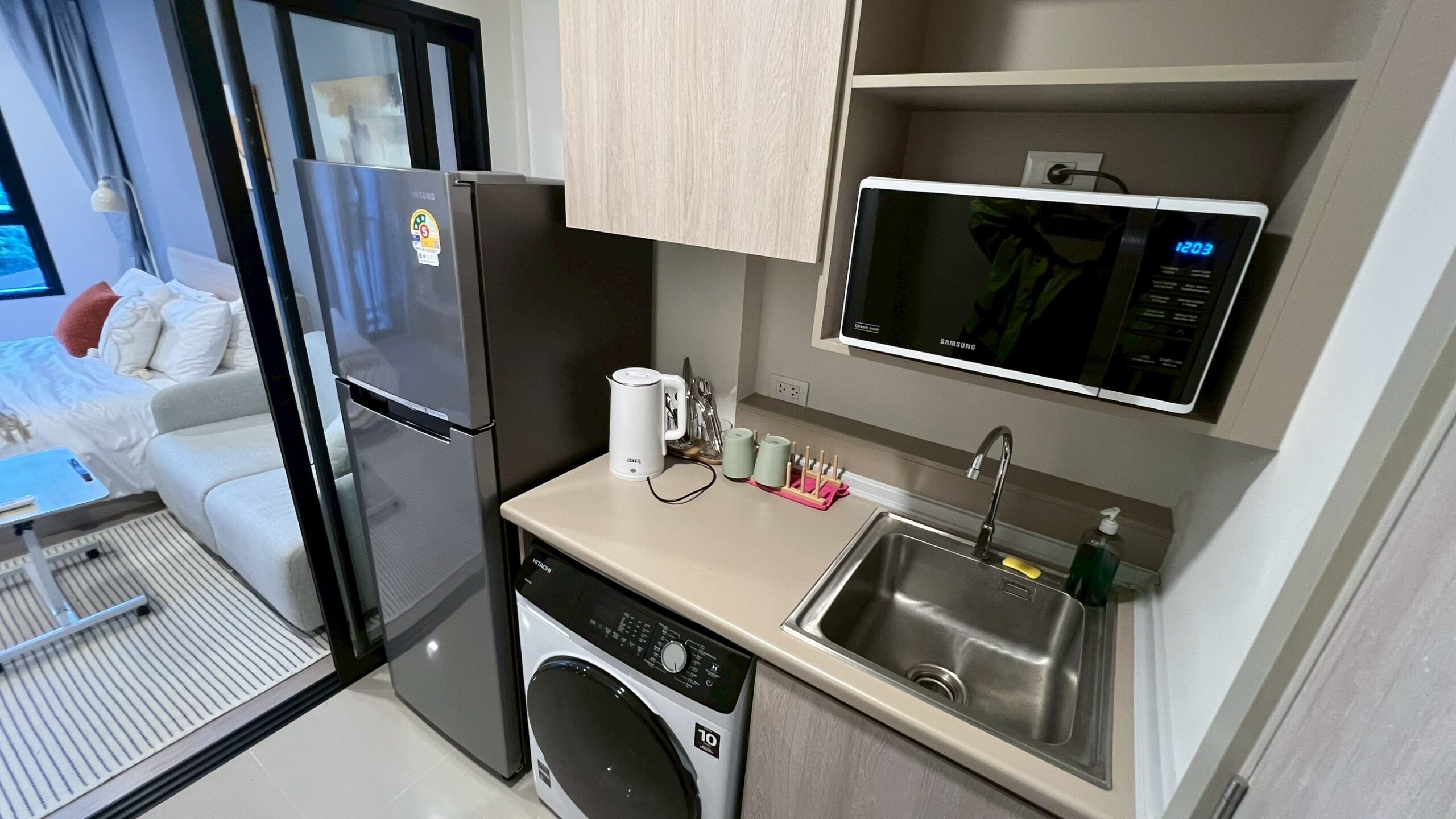 798c877f16b445c1a735bff658330cd1-2