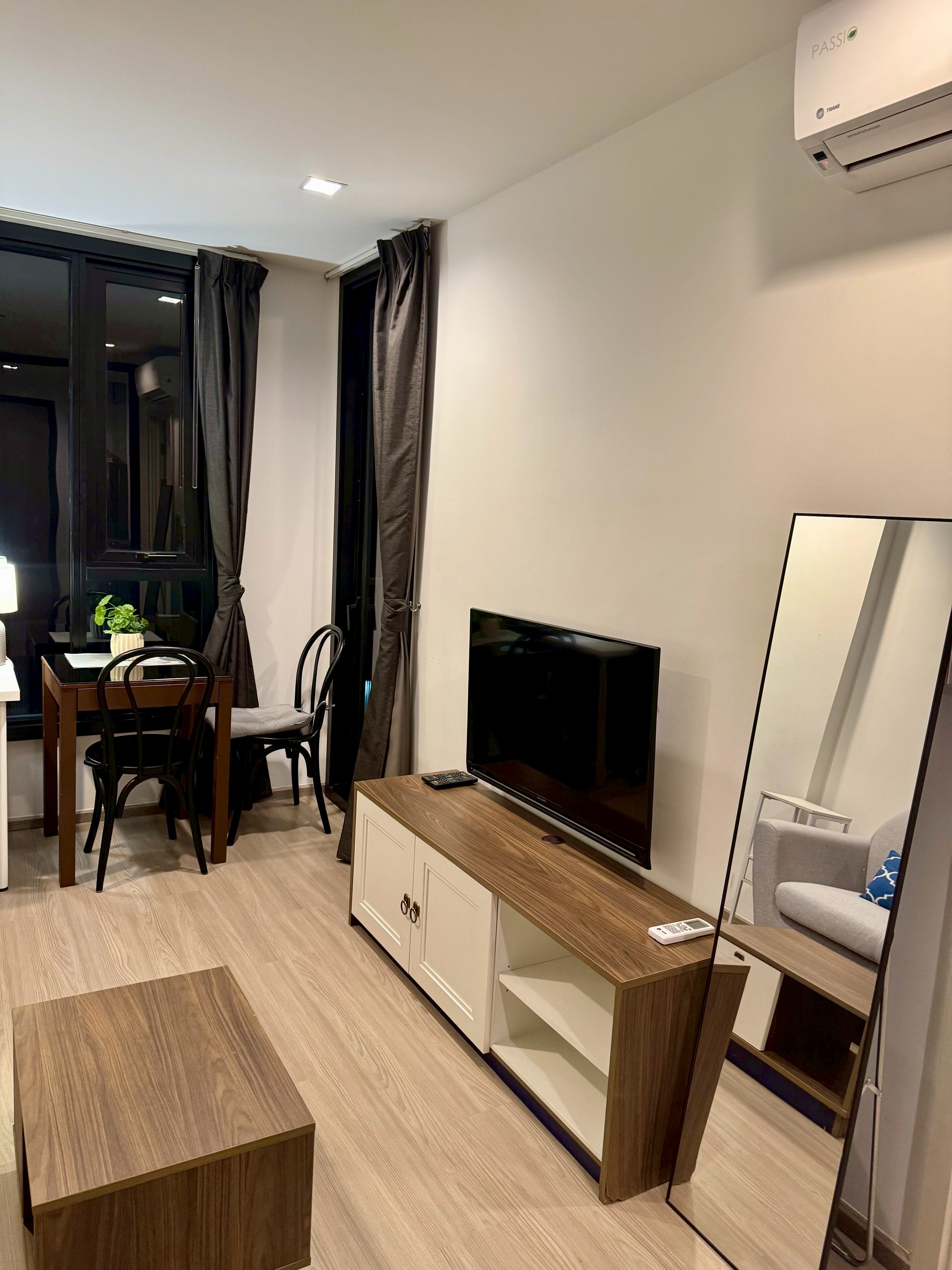 7c544217e0084f4ca25ef6b7a3b8818b