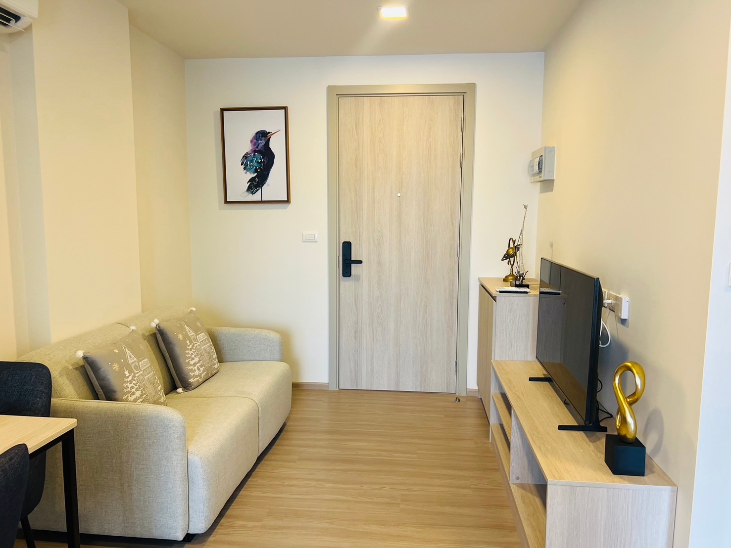 7dc95a07be3948389b7f5a78fc15e27c