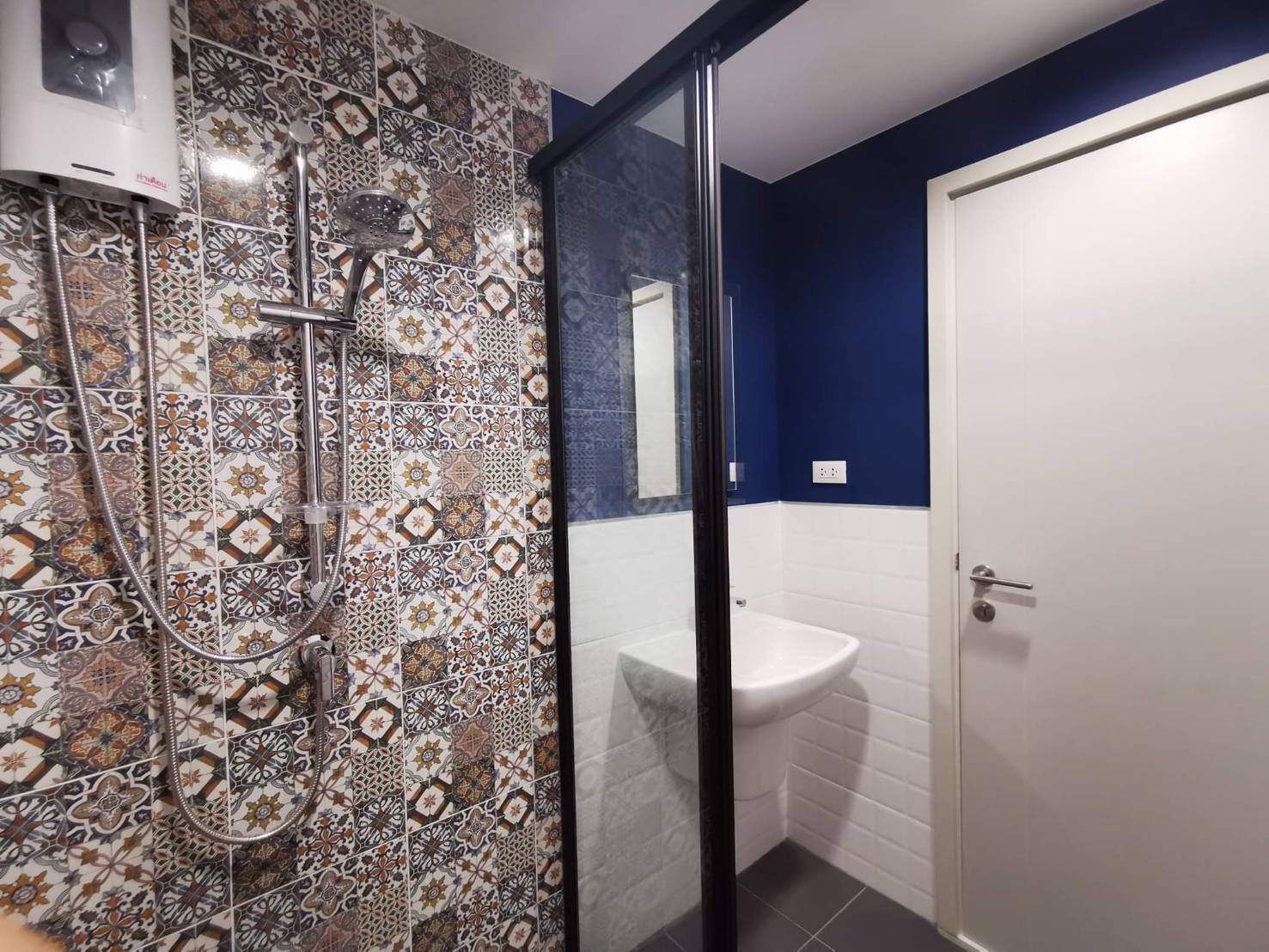 7fac78db29d14957b379c503b4643585-1