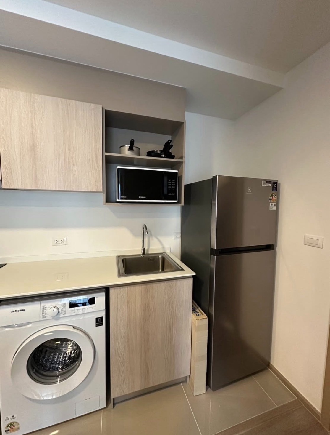 7fb961191d8c41ad89f24570b74984c4