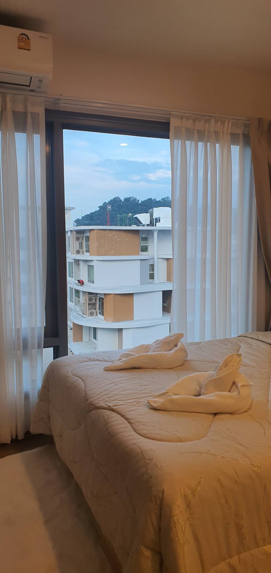 89bfb952d6684a8f8764efd449c8f821-2