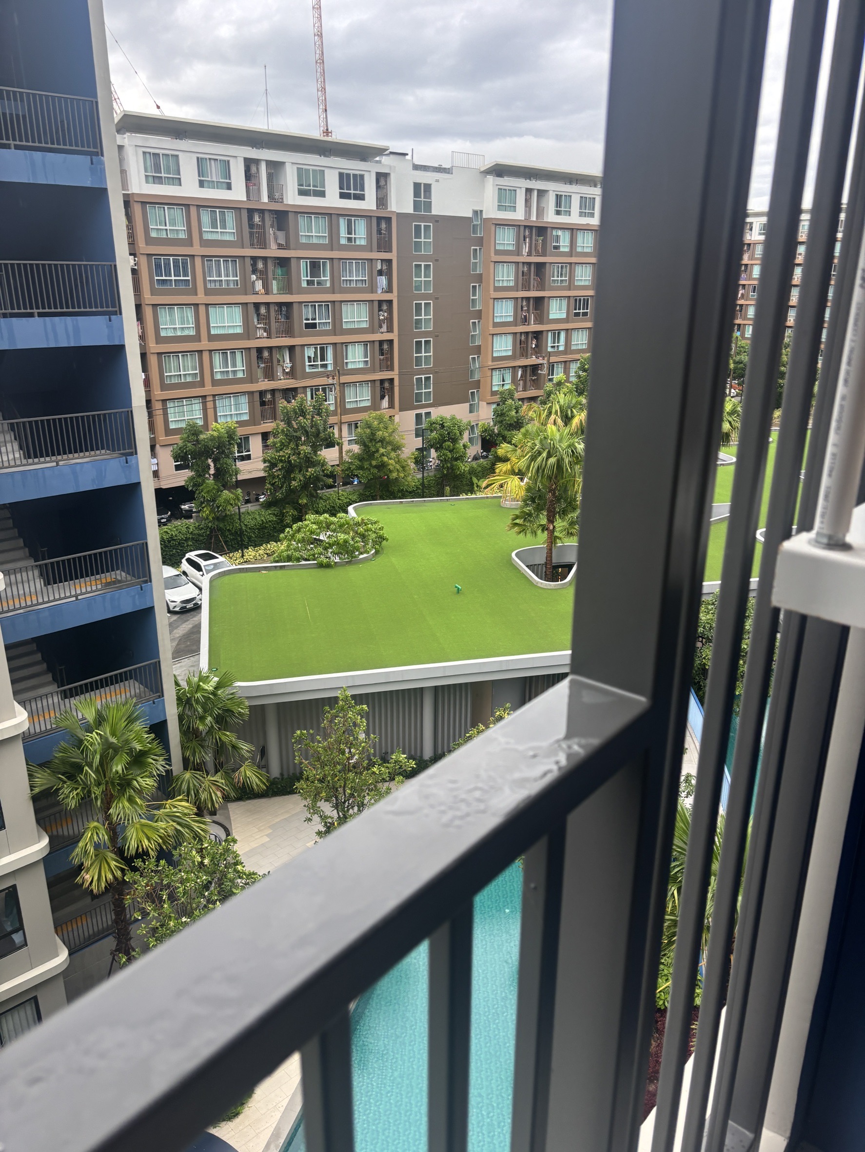 8c5cfffbebe14a11b57ebae0ad90dcac