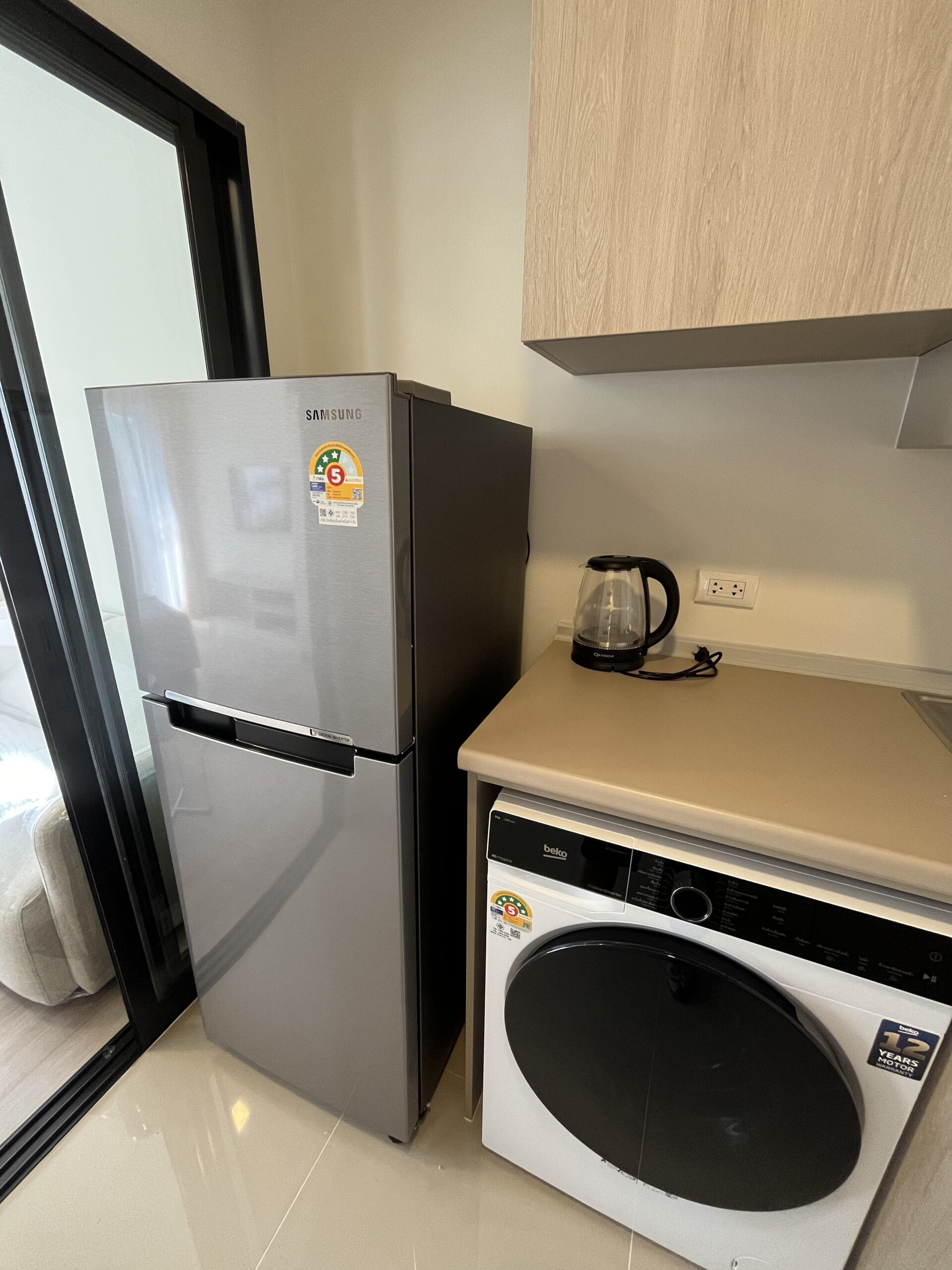 937bef18d072445585ae8d1e3d624761-2