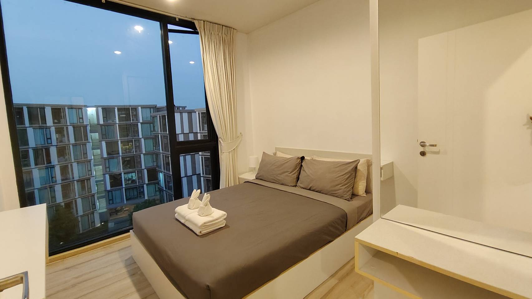 94d32a56a2104104a87b91488f1bcd0f