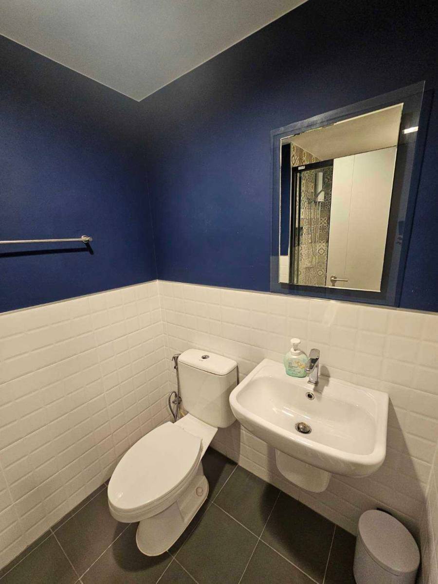 97502f24d33b473f9cc08f2a0320d441