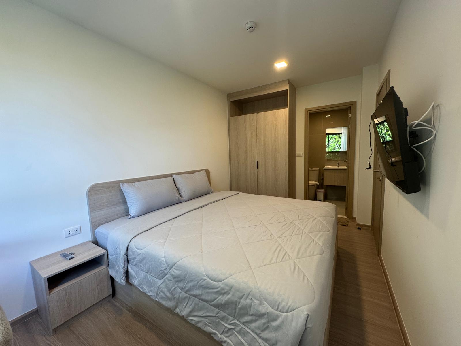 98ef272a6e3c421da22b958503b920b0-1