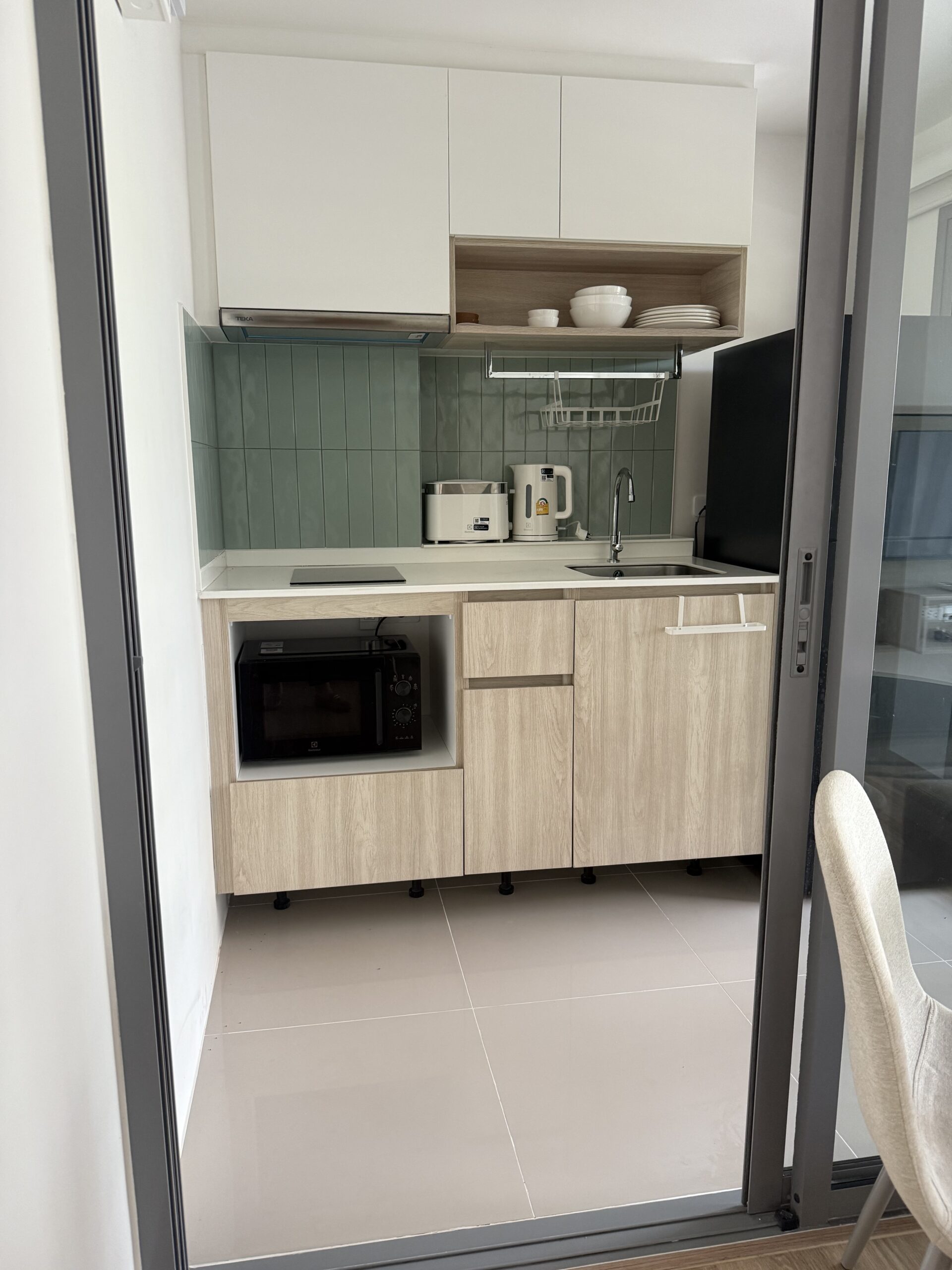 DB69574E-A497-4F12-B172-8B0E3F41FB43