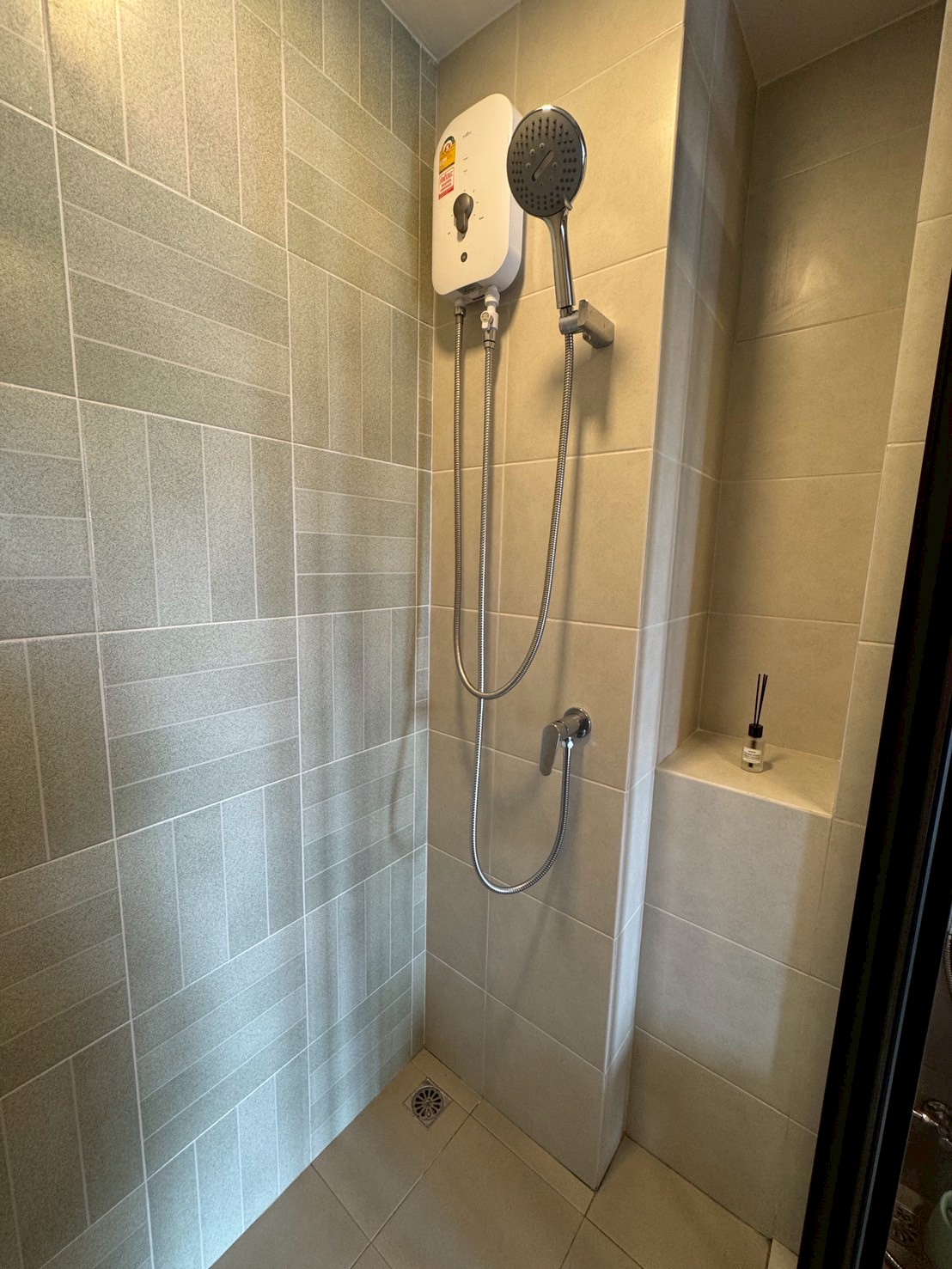 LINE_ALBUM_10625_250610_26