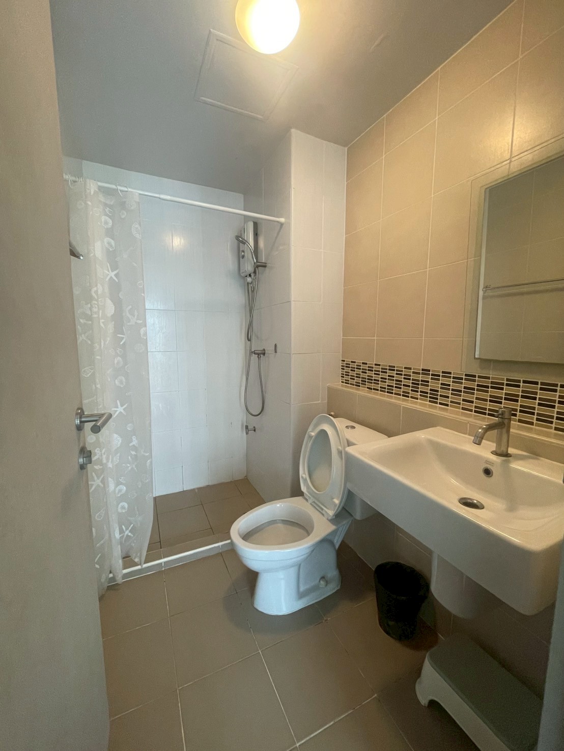 LINE_ALBUM_DCC133_250703_4-1