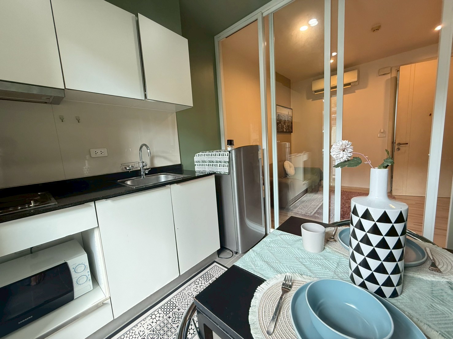 LINE_ALBUM_TBUT273_250911_6