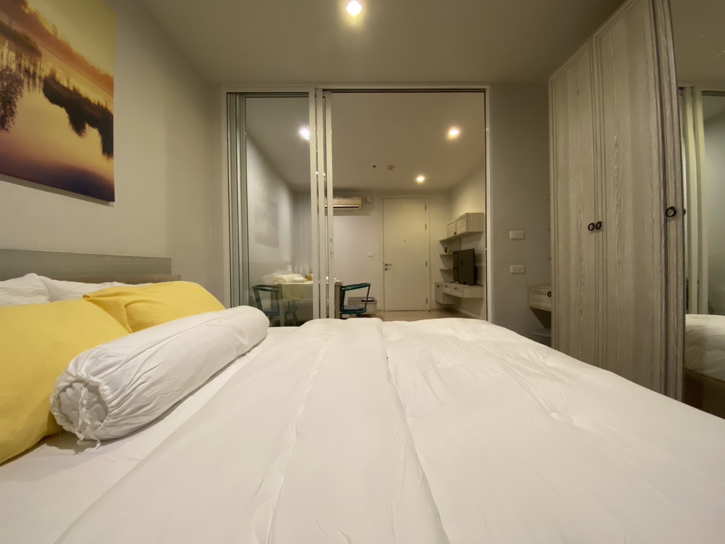 a18e5e5f69734a38bf9c0fb169e50f77-4