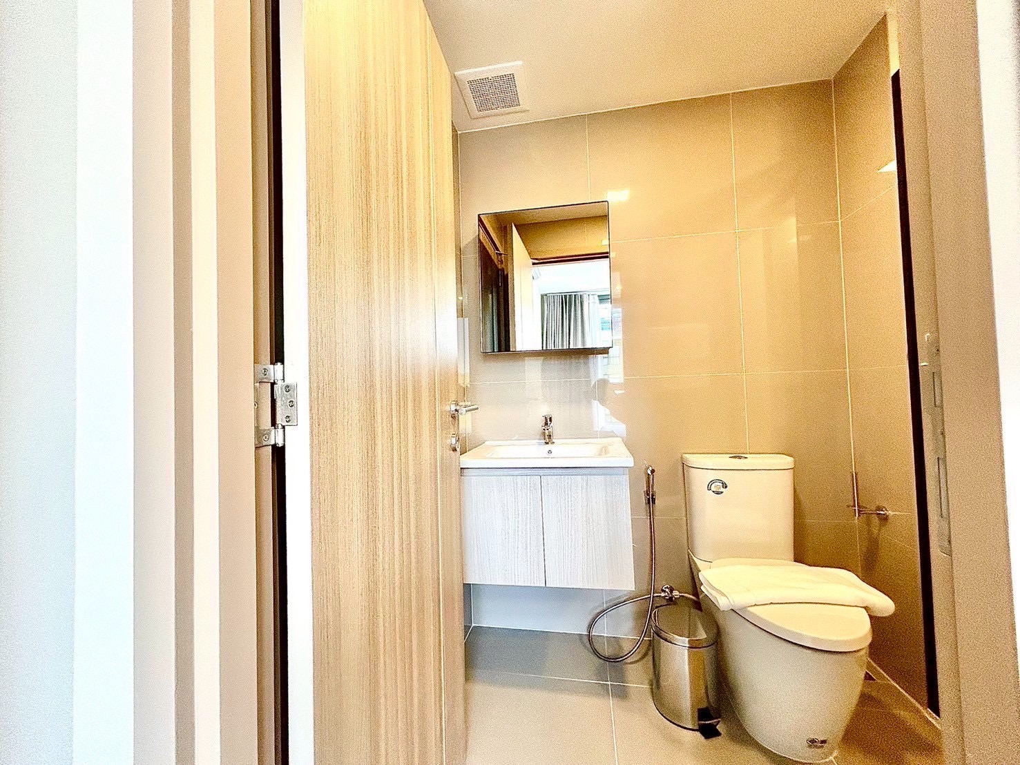 aa01d0d20c554da8987506d485c0c4c3