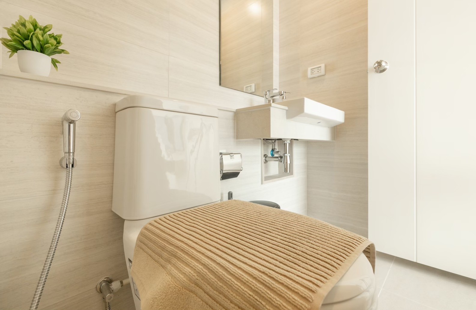 ac7fcef876cb455f900194964bf46028-1