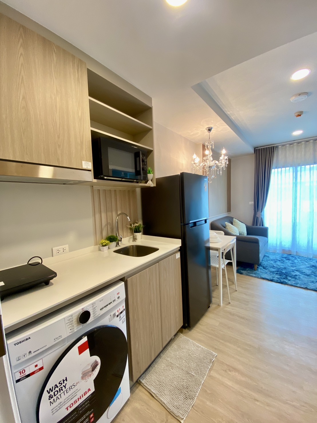 ae0d37716b544a9aa53985fa47a7d71f