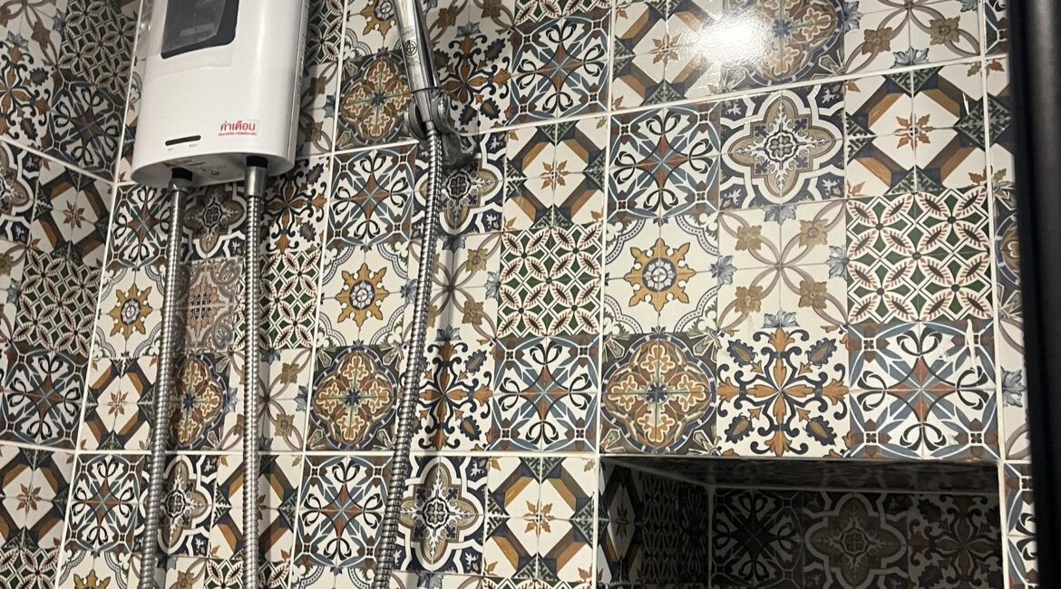 aed904bf6fc7473687eeb1e3de95284e-1