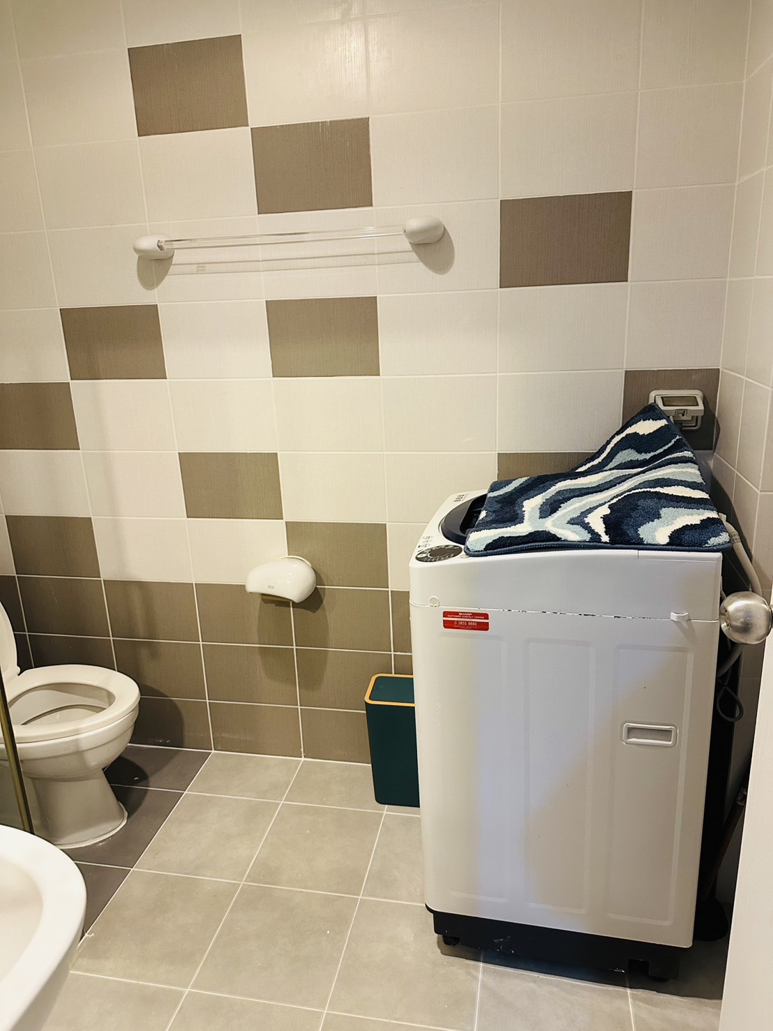 b123fe9eb44c481797e73c13e9846dea