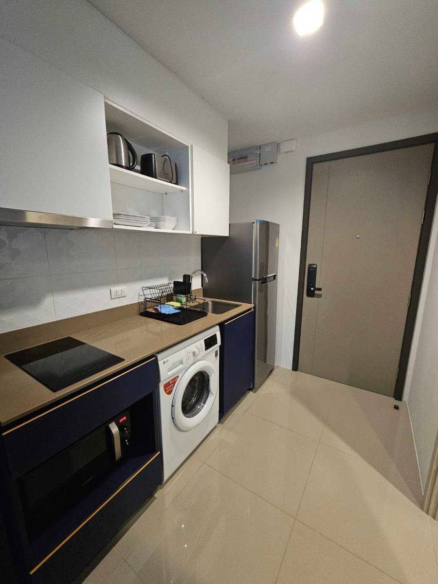 b37e8bf1b0574fc58e353b8f1a5cc88e