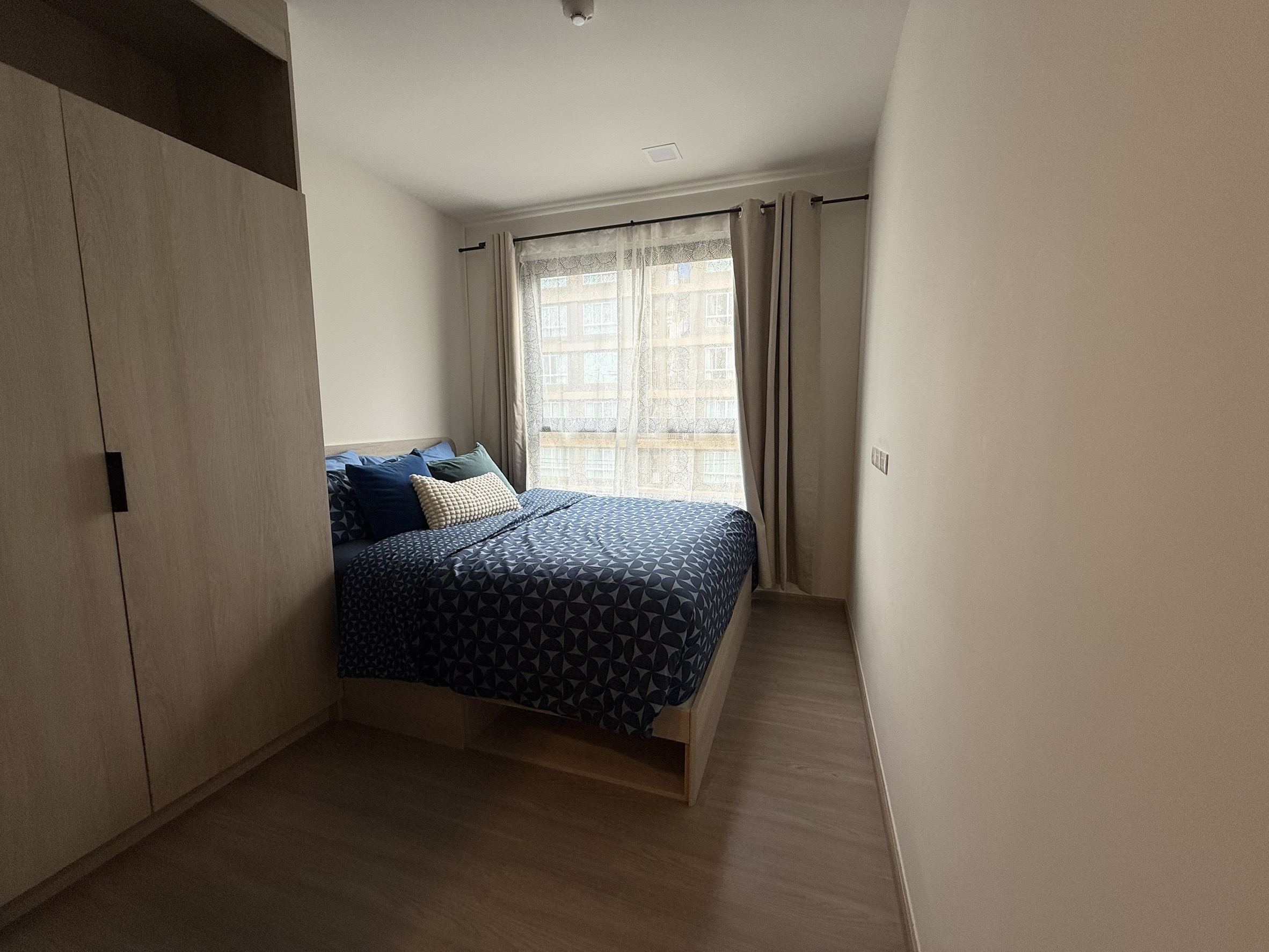 bbd847e0621e41b3a17d59c59ca702fb