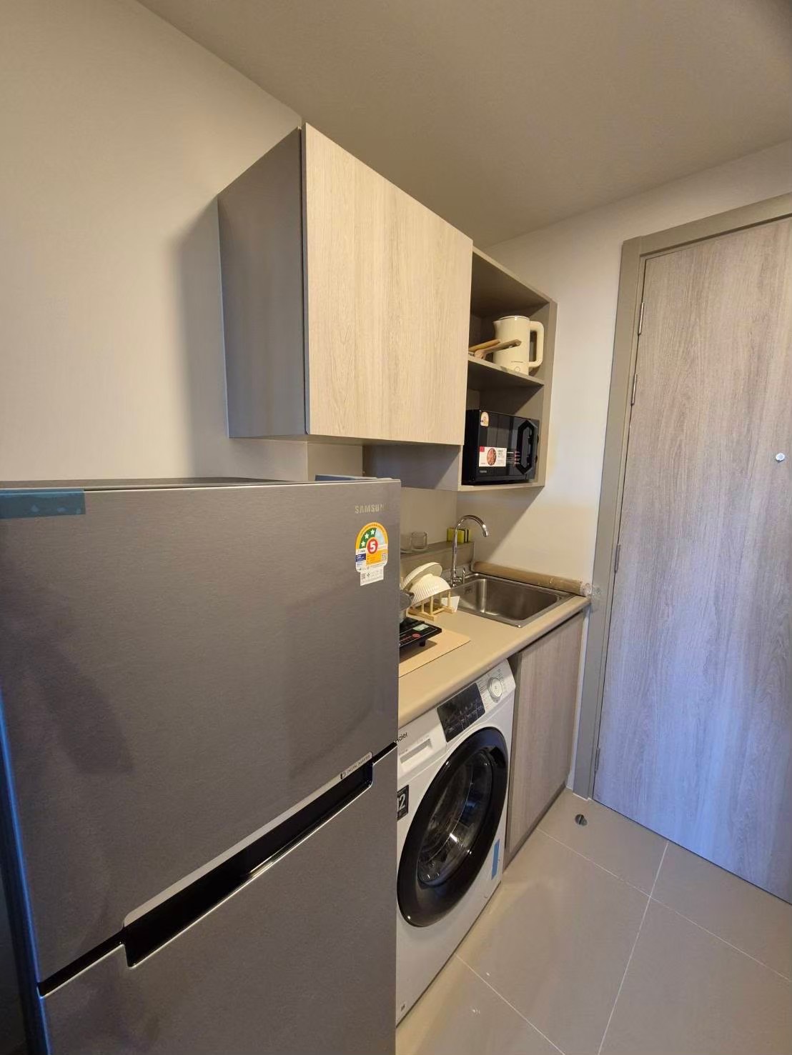 c2a55f6afa414434a1072d38d096ccb6-1