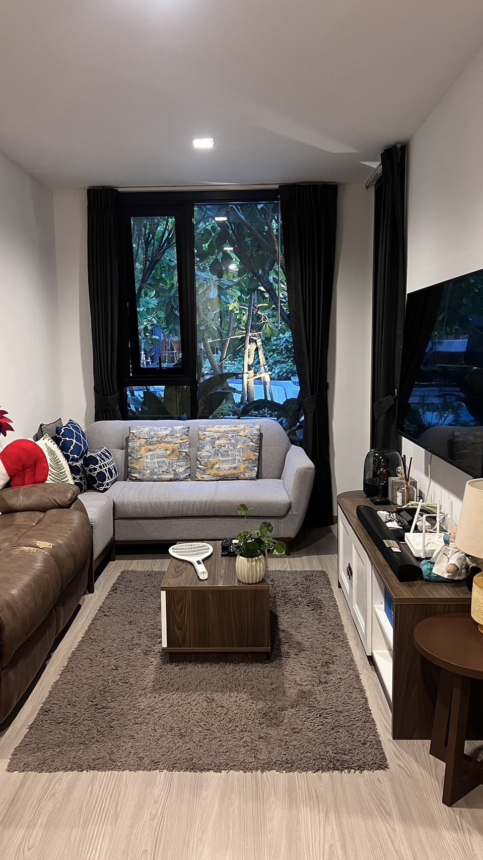 c41d7bf9ed5b438f85bda61644549f81