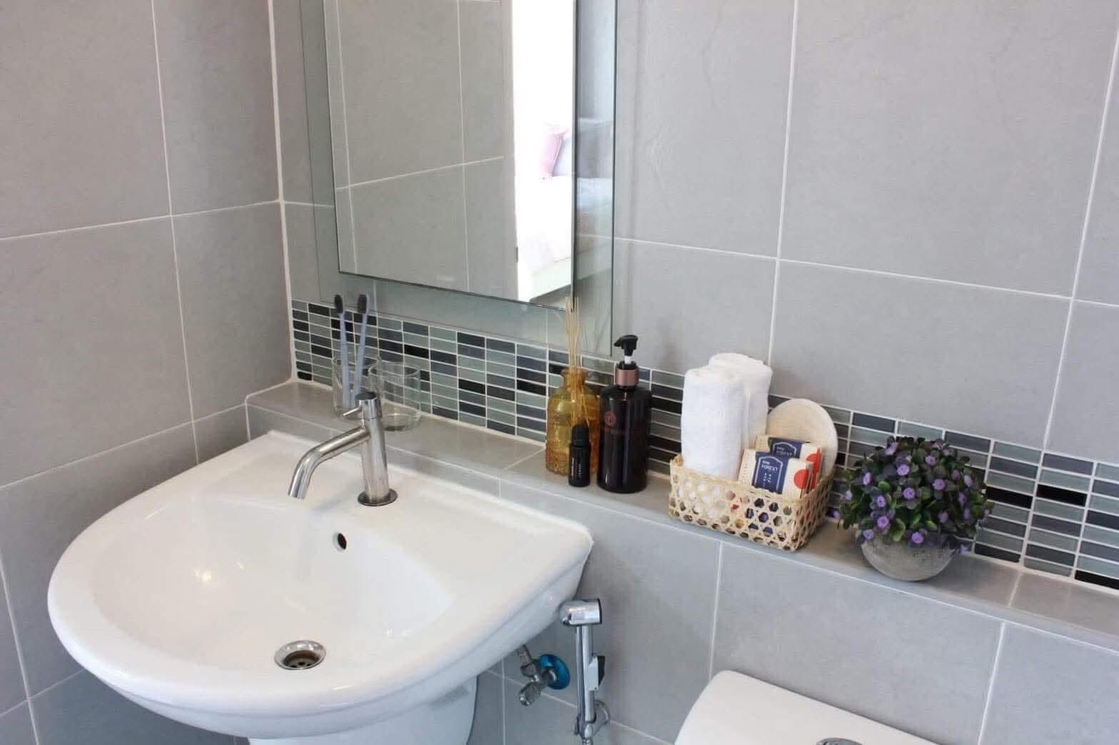 ca81840359494163ac77fef0ba40cbc6-2