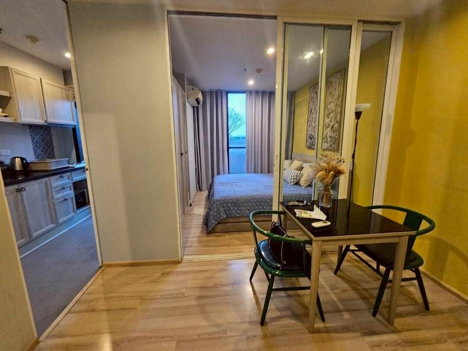 d2a087dd8fd7493cb3a5a53dbf05c43f-1