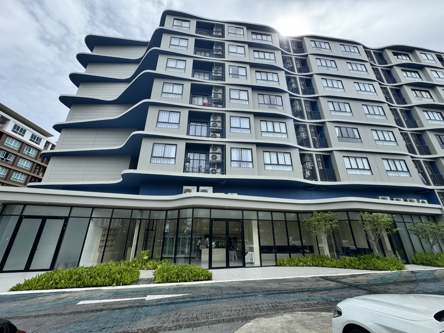 d778adbbf1aa4bc383c055fef0e681db-1