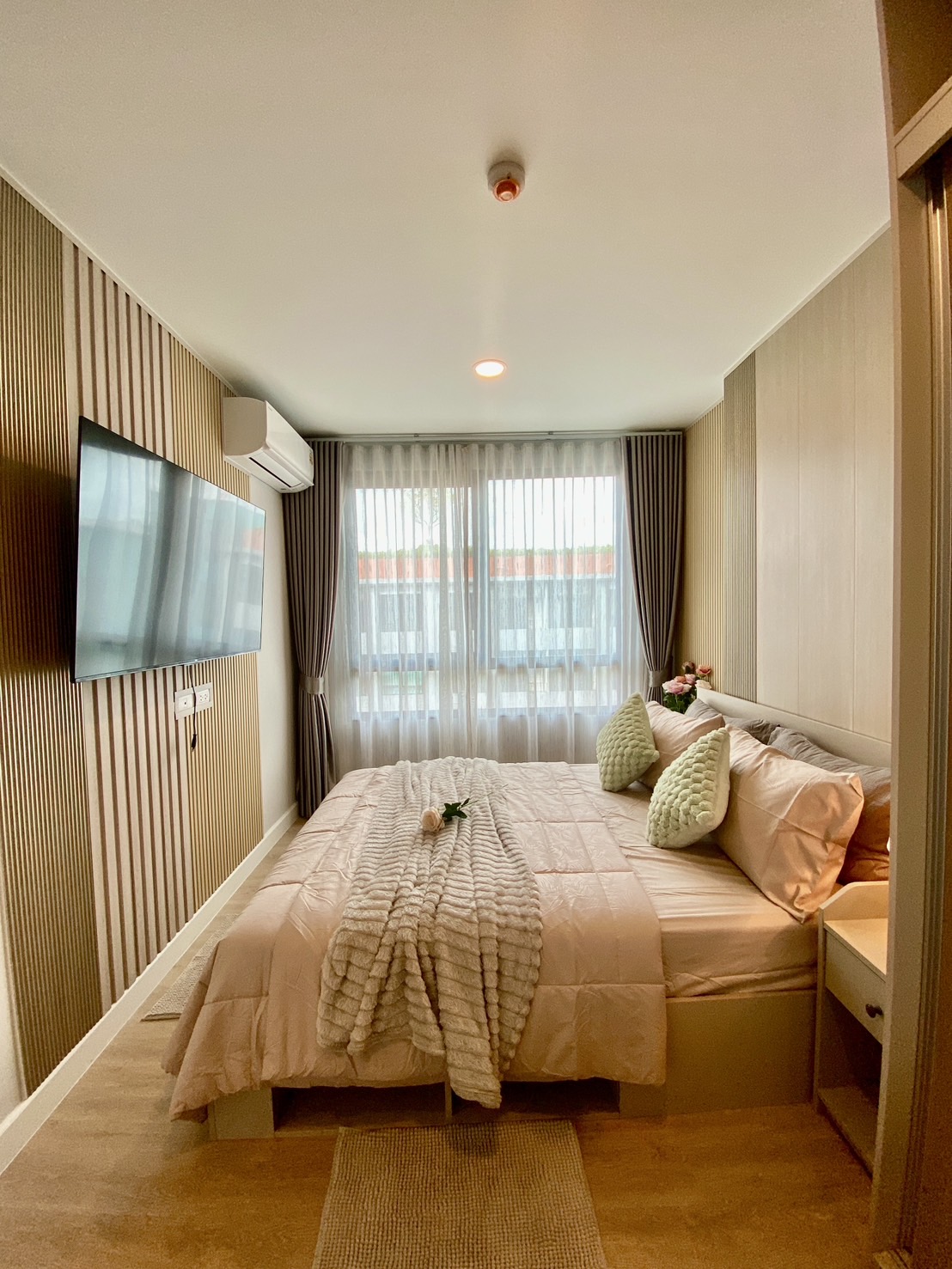 de25cb542b6f408b9c29474249c0bafe