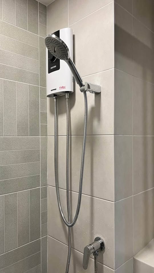 e1521355b72148fc85a4f3ced052602f