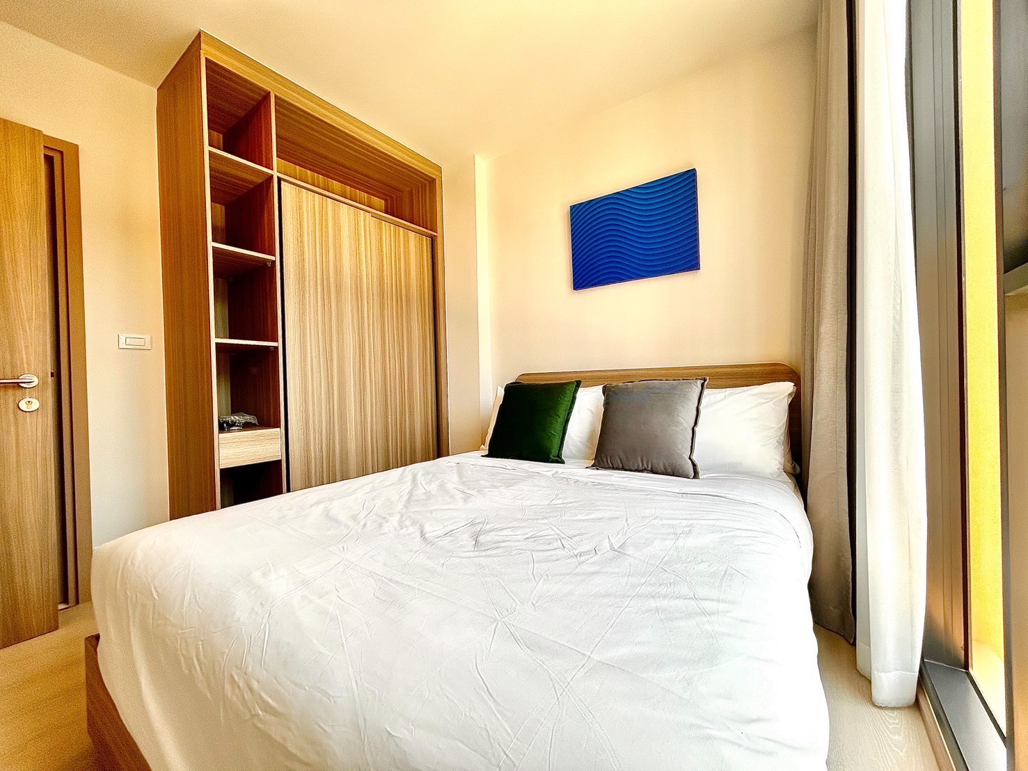 edbc1f1fe6f24f3089bb80c802de3a22