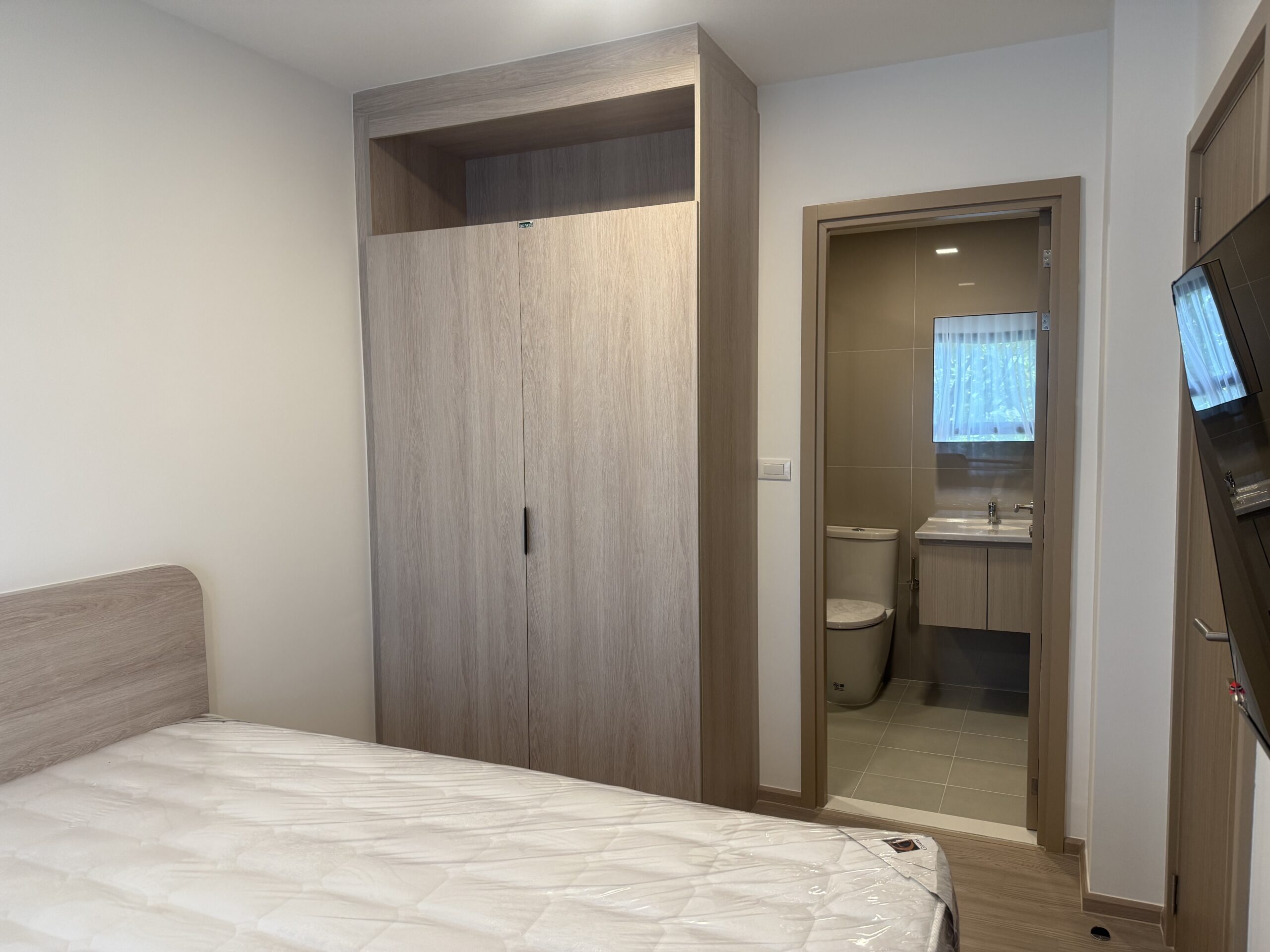 f29d9115a0614a2eb6afd0eab193379e