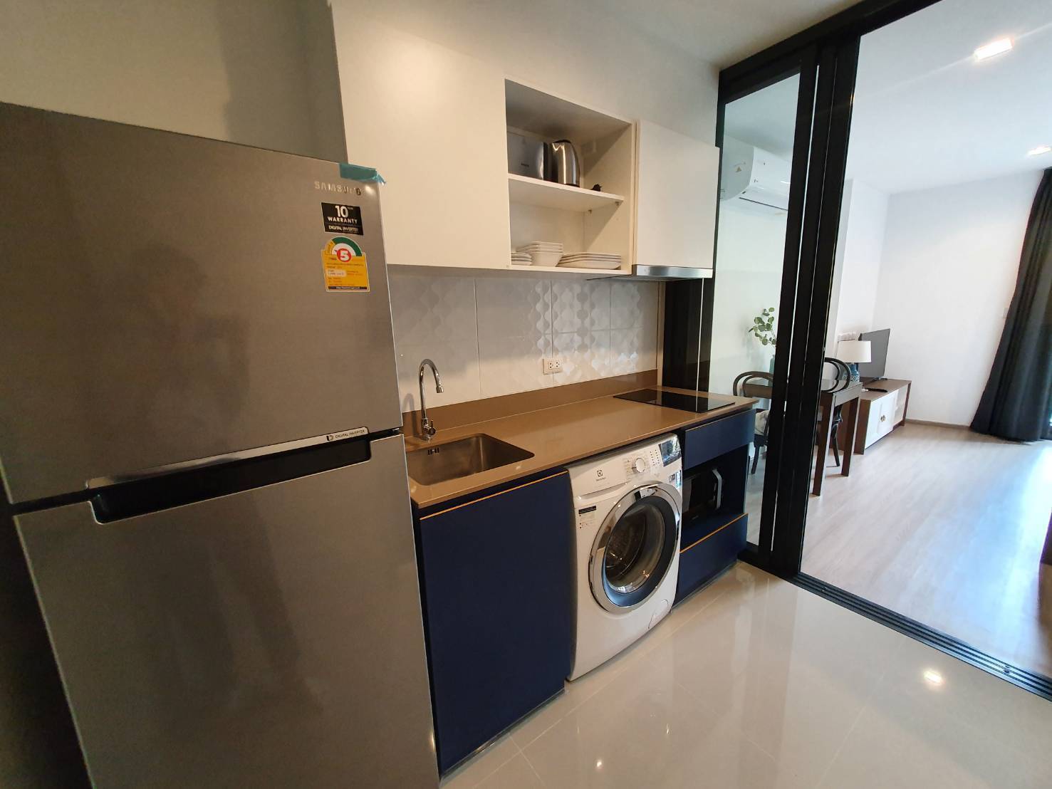 f2e780053adc43a2967a49f324bb6271