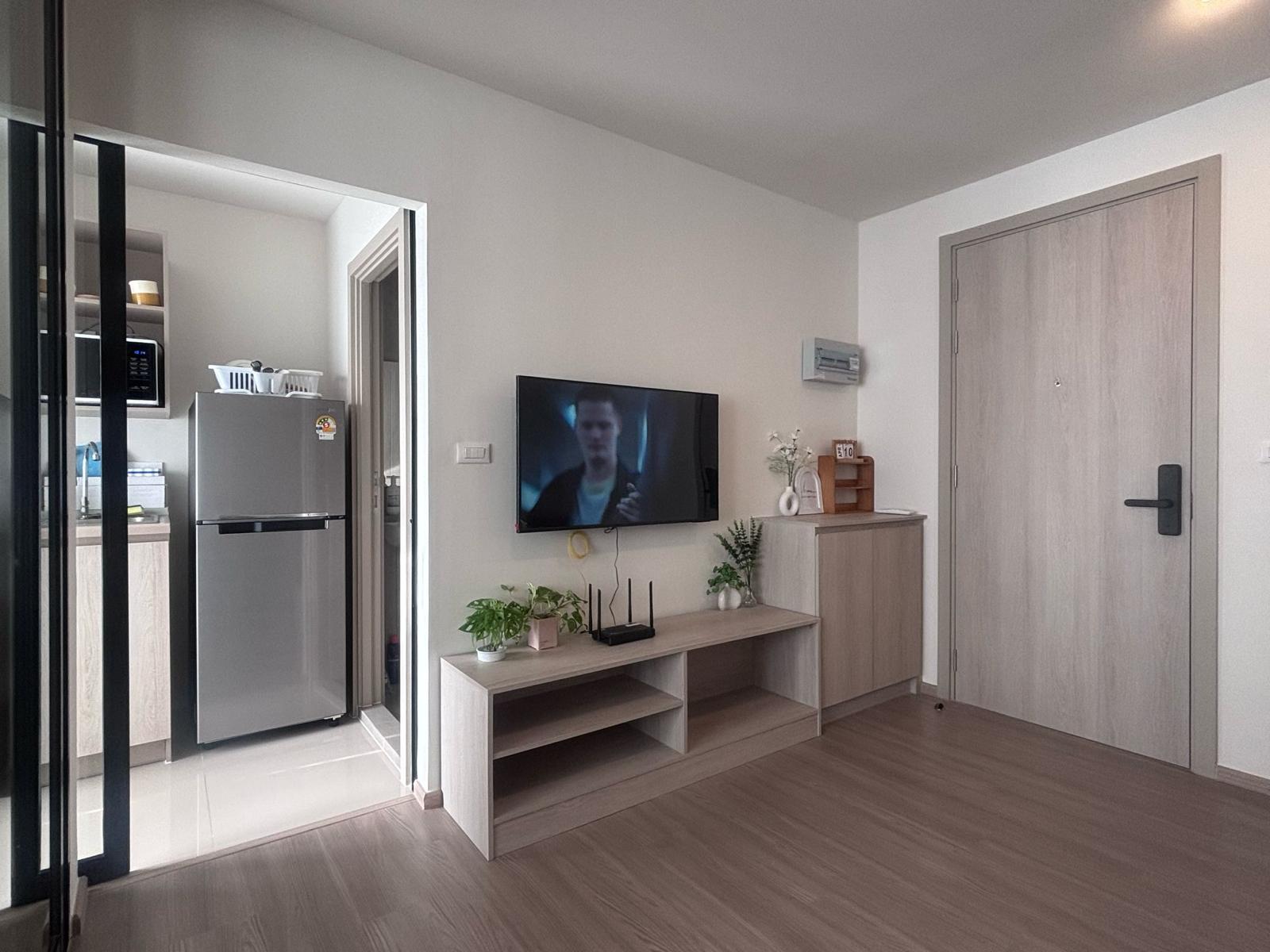 f74d644e3f3b464f9dc27e4e2abb8dc2-1