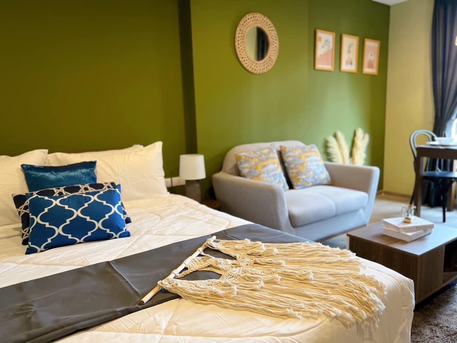 fd760effe8fe4534a24535e6bda0cdf9-1