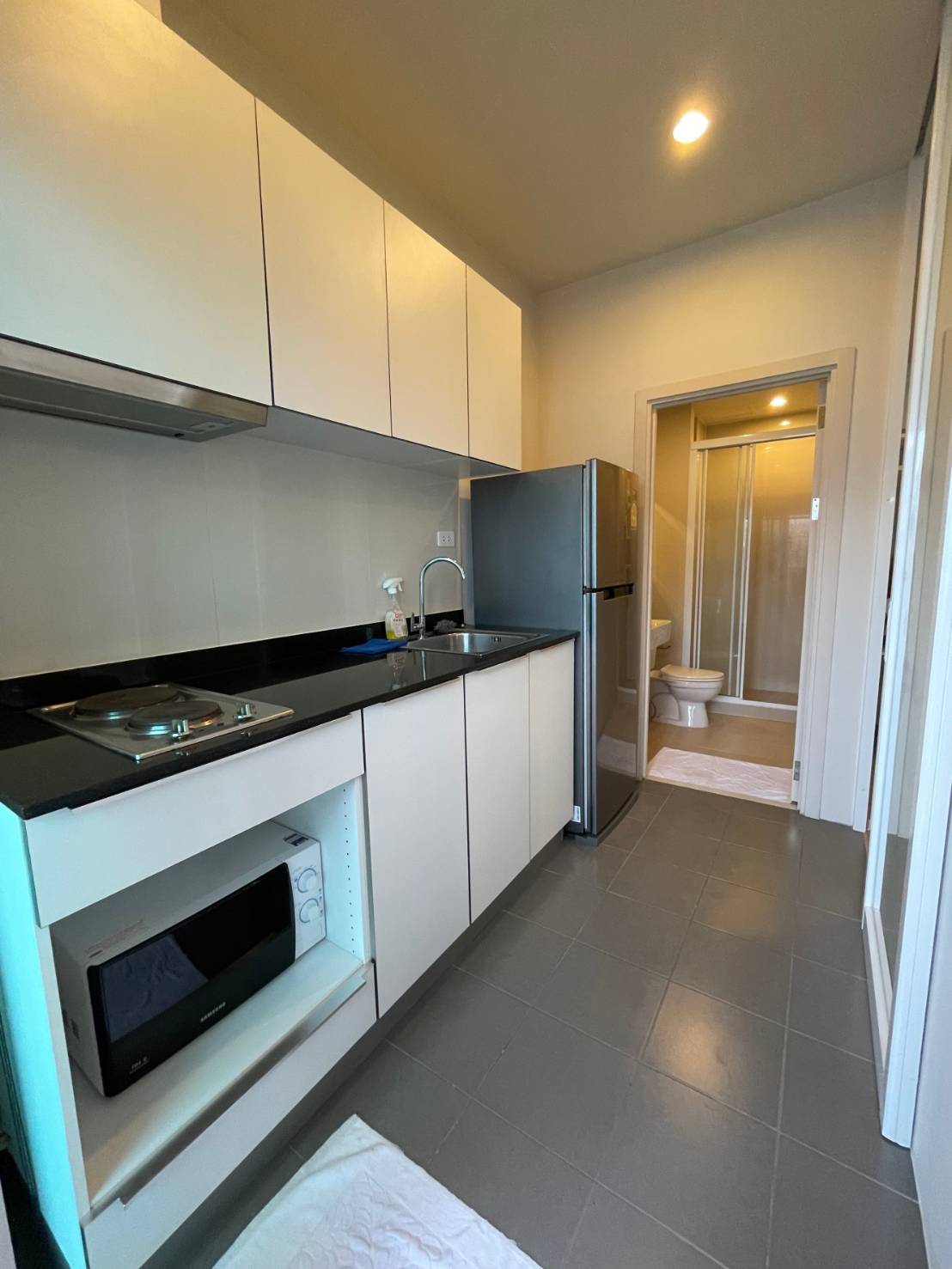 fdfe8244e2ae44e9b5b5517c66b8871a-2